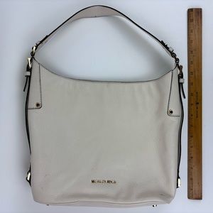 MICHAEL MICHAEL KORS Bedford Belted White Pebble Leather Hobo Shoulder Bag Large